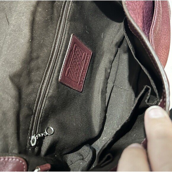 Coach Vintage Chelsea Pebbled Leather Medium Shoulder Bag Purse in plum, Y2K - Picture 5 of 6